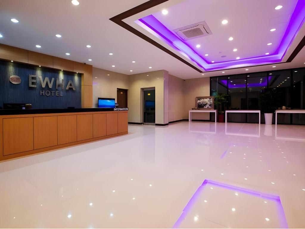 Ewha Hotel Чеджу Екстериор снимка